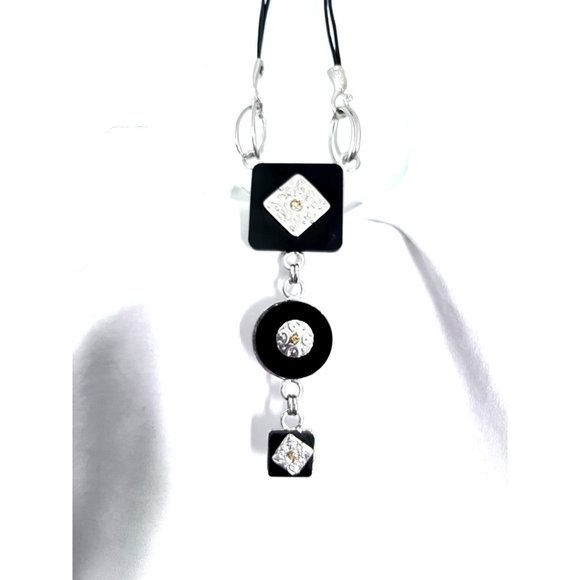 Square Circle Pendant Cord Necklace - Picture 4 of 4